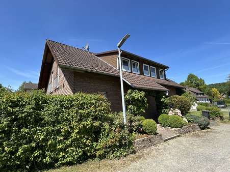 Seitenansicht - Einfamilienhaus in 32676 Lügde mit 132m² kaufen