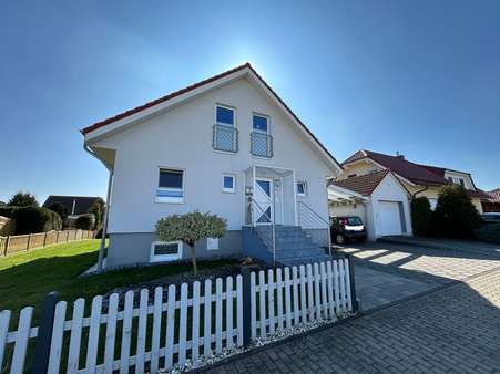 Außenansicht - Einfamilienhaus in 34479 Breuna / Wettesingen mit 106m² kaufen
