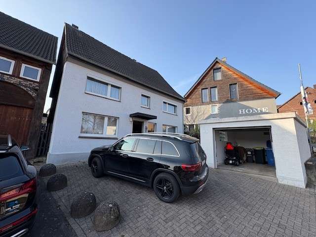 Titelbild - Einfamilienhaus in 37671 Höxter / Albaxen mit 145m² kaufen
