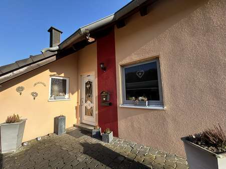 Eingang - Einfamilienhaus in 32676 Lügde mit 117m² kaufen