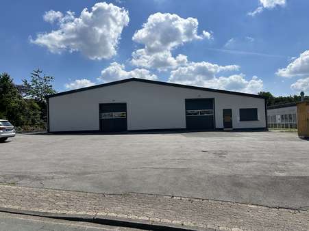 Ansicht West - Industriehalle in 32760 Detmold / Spork-Eichholz mit 1680m² mieten