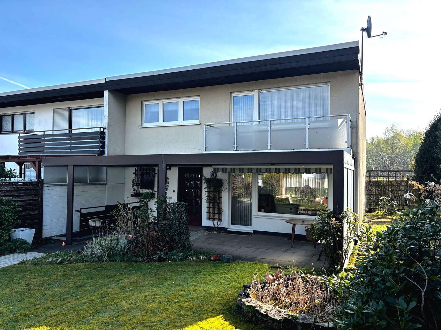 Exposéfoto - Reihenendhaus in 32791 Lage mit 118m² kaufen