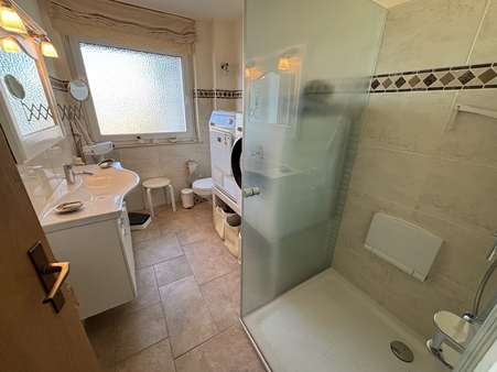 Bad - Etagenwohnung in 32760 Detmold / Heiligenkirchen mit 79m² kaufen