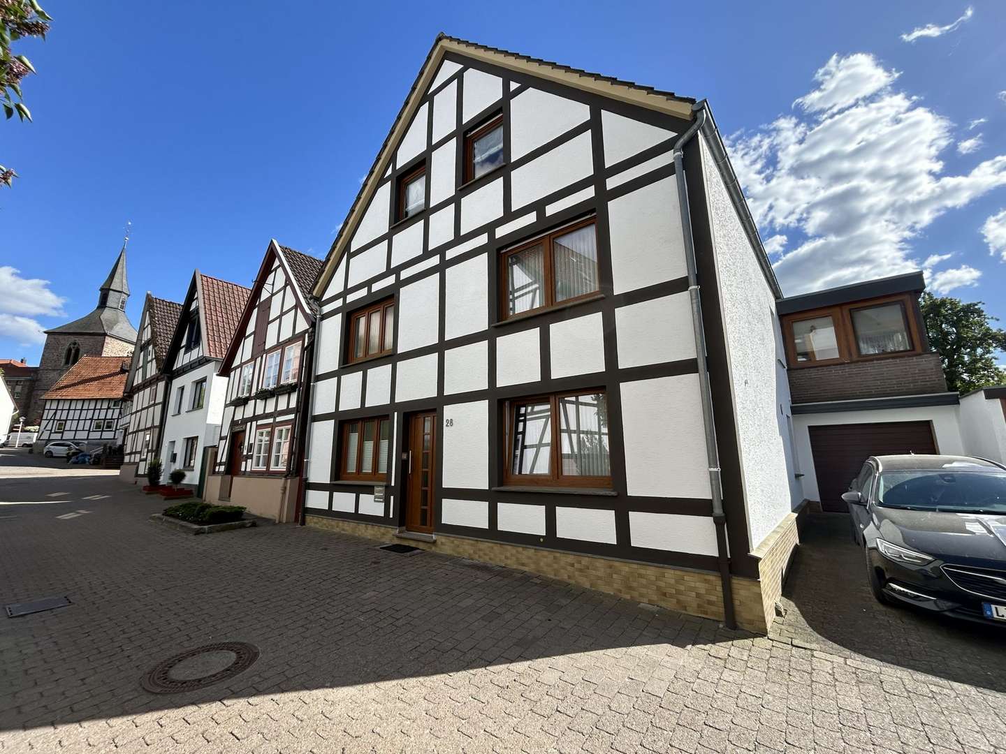 Exposé-Foto Exposé-Foto - Zweifamilienhaus in 32825 Blomberg mit 150m² kaufen