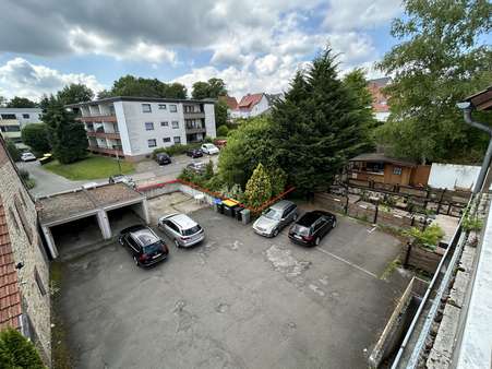 Doppelgarage, Parkplätze gen Nordwest - Wohn- / Geschäftshaus in 32805 Horn-Bad Meinberg / Bad Meinberg mit 239m² als Kapitalanlage kaufen