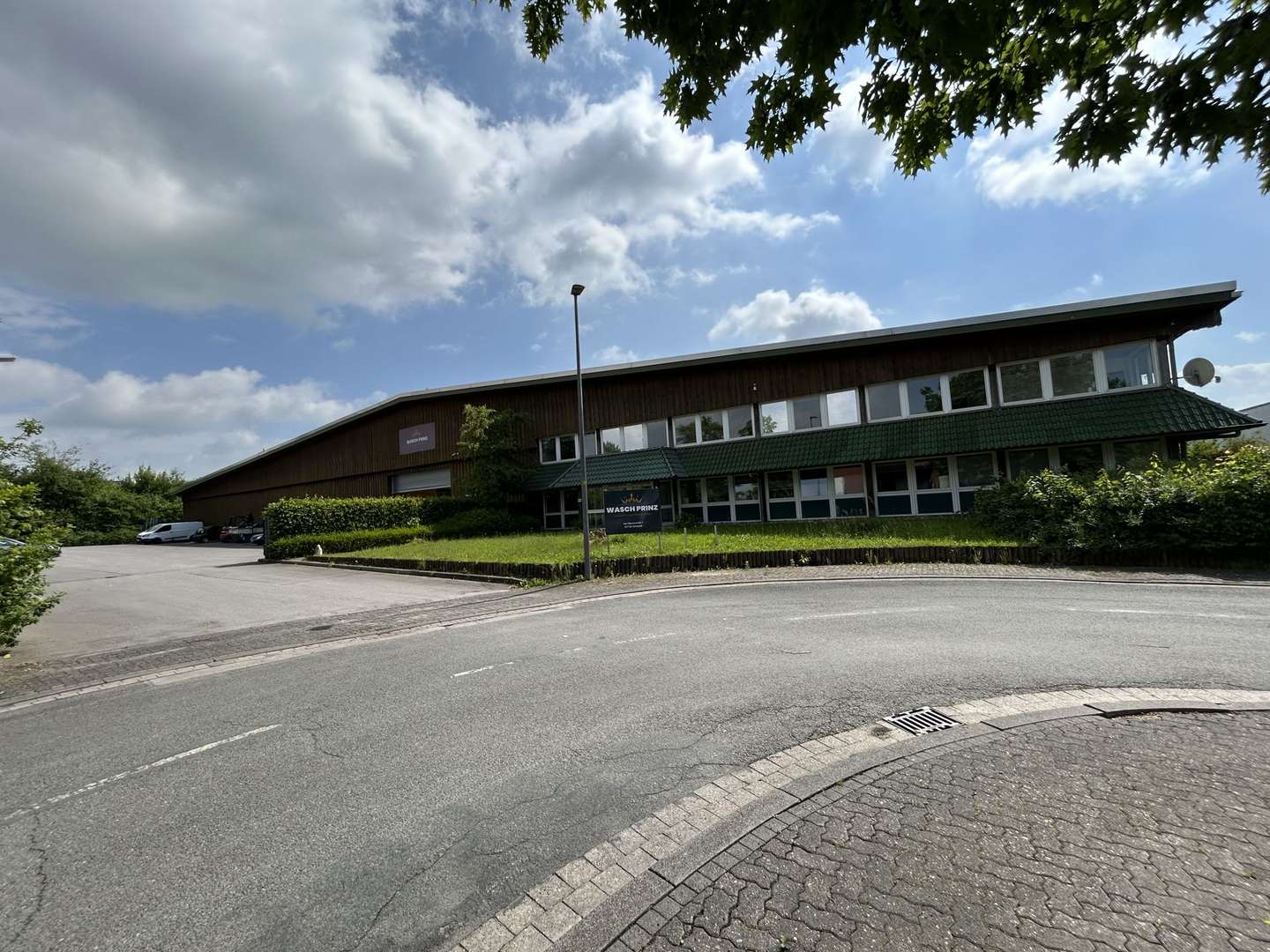 Ansicht Südwest - Halle in 32758 Detmold mit 5000m² kaufen