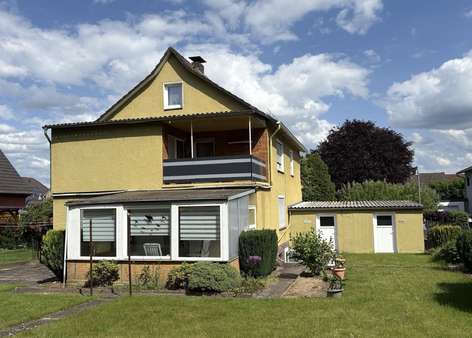 Rückansicht - Einfamilienhaus in 37688 Beverungen mit 175m² kaufen