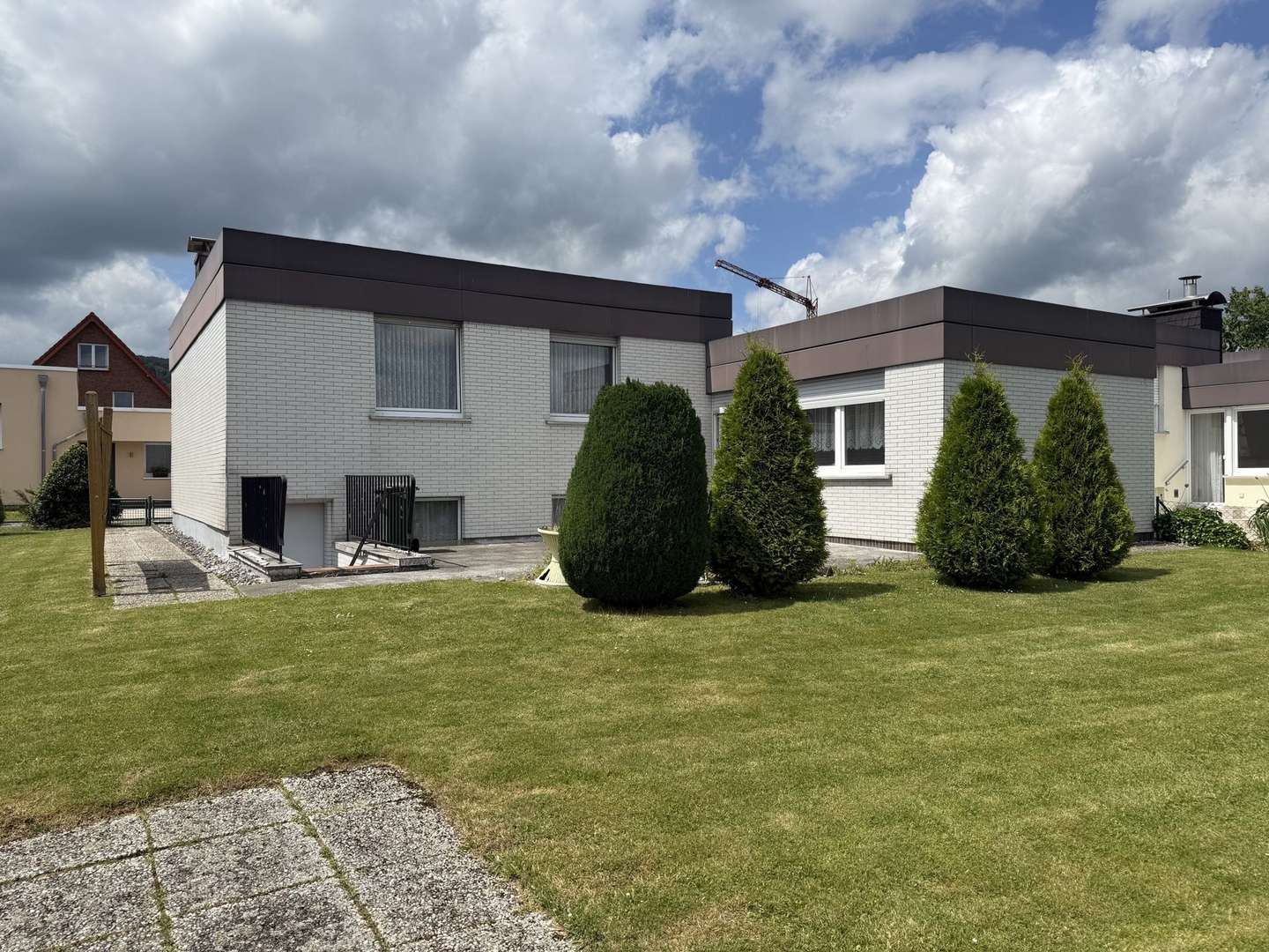 Rückansicht - Bungalow in 33014 Bad Driburg mit 100m² kaufen
