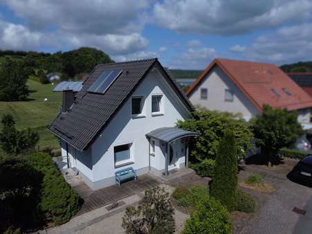 Luftbild 1 - Einfamilienhaus in 33184 Altenbeken mit 140m² kaufen