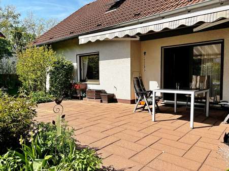 Terrasse Terrasse - Einfamilienhaus in 32791 Lage mit 111m² kaufen