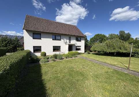 Ansicht Ansicht - Einfamilienhaus in 37696 Marienmünster mit 190m² kaufen