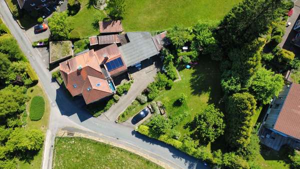 Luftbild Luftbild - Zweifamilienhaus in 32760 Detmold mit 215m² kaufen