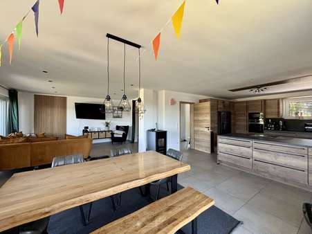 Wohn und Essbereich - Einfamilienhaus in 33154 Salzkotten / Mantinghausen mit 189m² kaufen