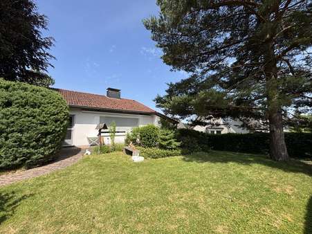 Gartenansicht Gartenansicht - Haus in 32760 Detmold / Hiddesen mit 117m² kaufen