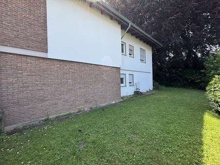Seitenansicht Seitenansicht - Haus in 32760 Detmold / Hiddesen mit 117m² kaufen