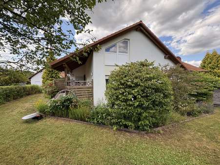 Seitenansicht Seitenansicht - Einfamilienhaus in 37691 Boffzen mit 156m² kaufen