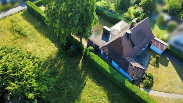 Luftbild Luftbild - Zweifamilienhaus in 32760 Detmold / Hiddesen mit 214m² kaufen