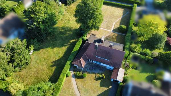 Luftbild Luftbild - Zweifamilienhaus in 32760 Detmold / Hiddesen mit 214m² kaufen