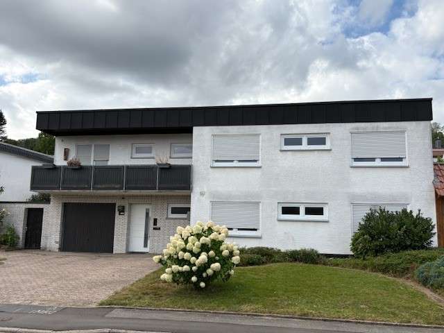 Titelbild - Haus in 37671 Höxter mit 150m² kaufen