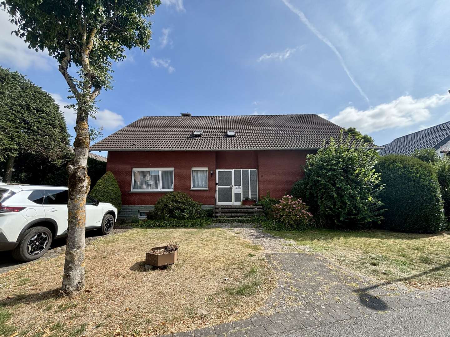 Frontansicht Frontansicht - Zweifamilienhaus in 33129 Delbrück mit 213m² kaufen