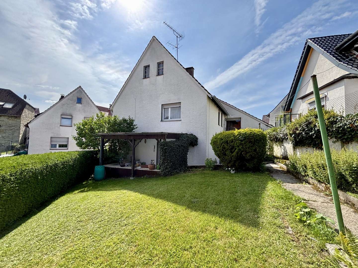 Rückansicht Rückansicht - Einfamilienhaus in 33154 Salzkotten / Niederntudorf mit 180m² kaufen
