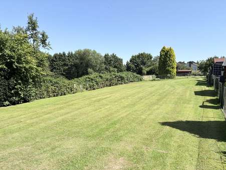 Garten - Zweifamilienhaus in 32760 Detmold mit 169m² kaufen