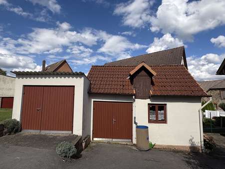 Garagen - Einfamilienhaus in 32816 Schieder-Schwalenberg mit 140m² kaufen