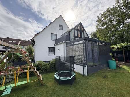 Ansicht Garten - Einfamilienhaus in 32756 Detmold mit 150m² kaufen