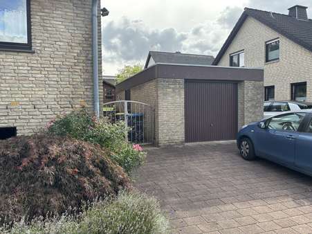 Garage Garage - Einfamilienhaus in 33100 Paderborn / Dahl mit 142m² kaufen