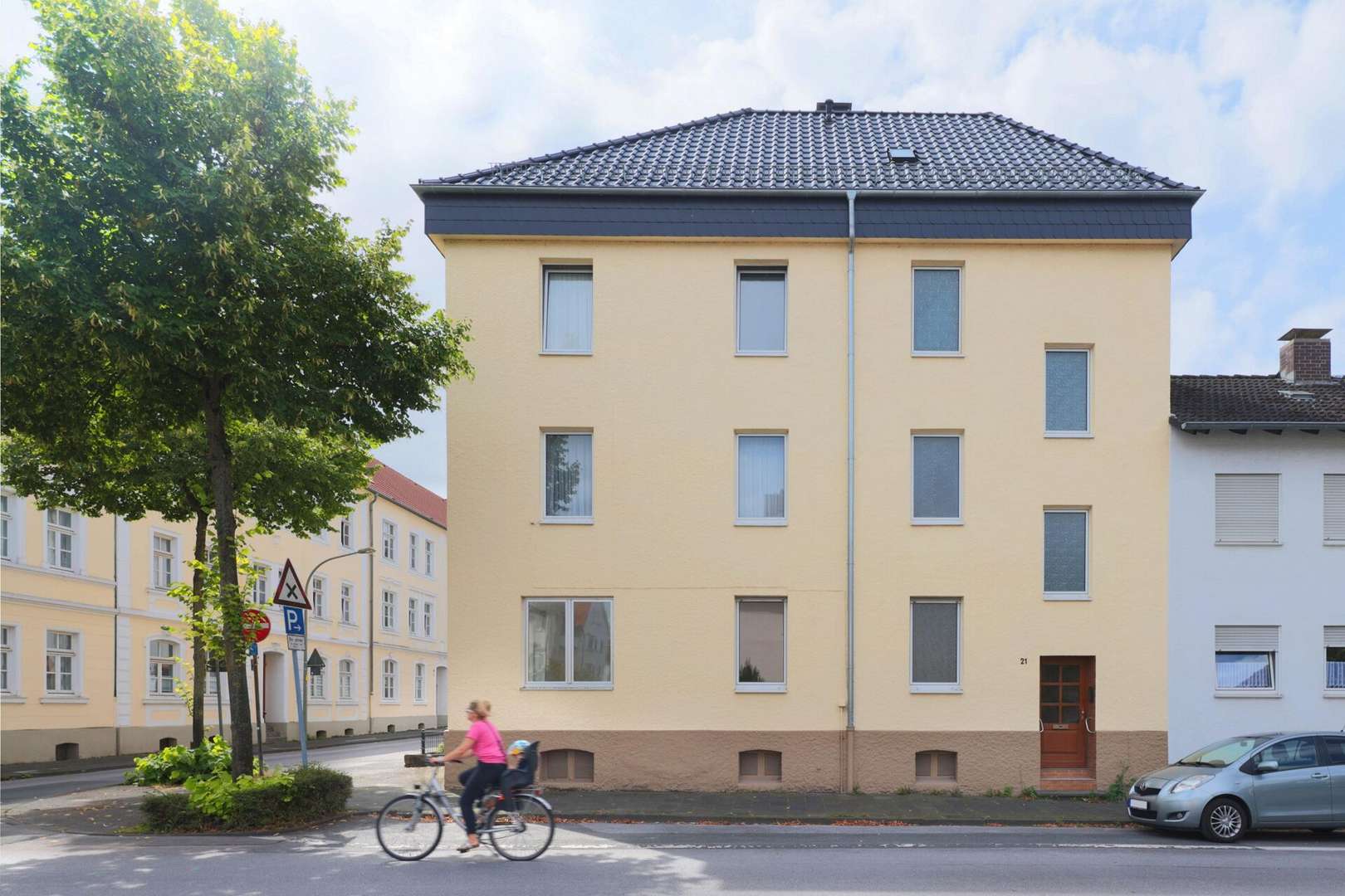 Außenansicht Ledeburstr. Außenansicht Ledeburstr. - Etagenwohnung in 33102 Paderborn mit 80m² kaufen