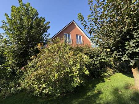 Gartenseite - Einfamilienhaus in 32683 Barntrup mit 118m² kaufen