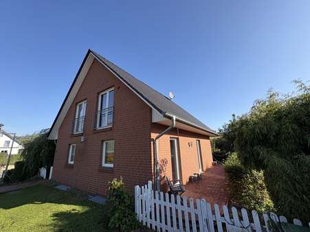 Straßenansicht - Einfamilienhaus in 32683 Barntrup mit 118m² kaufen