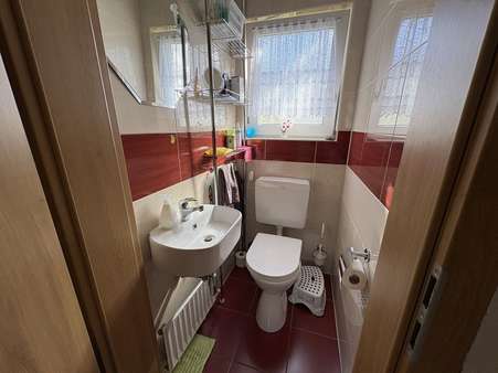 WC WC - Reihenendhaus in 32756 Detmold mit 80m² kaufen