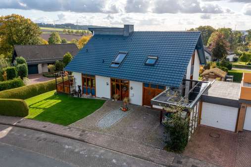 Frontansicht - Einfamilienhaus in 37696 Marienmünster / Vörden mit 234m² kaufen