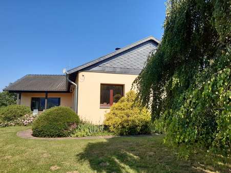 Ostansicht - Bungalow in 34439 Willebadessen mit 174m² kaufen