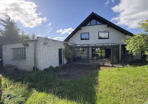 Ansicht vom Garten Ansicht vom Garten - Einfamilienhaus in 33034 Brakel mit 143m² kaufen