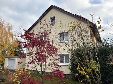 Ansicht Ansicht - Zweifamilienhaus in 37671 Höxter mit 219m² kaufen