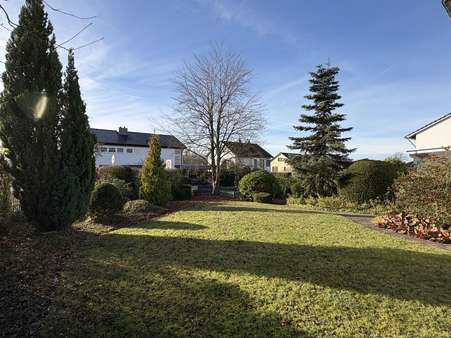 Garten - Zweifamilienhaus in 32760 Detmold / Spork-Eichholz mit 147m² kaufen