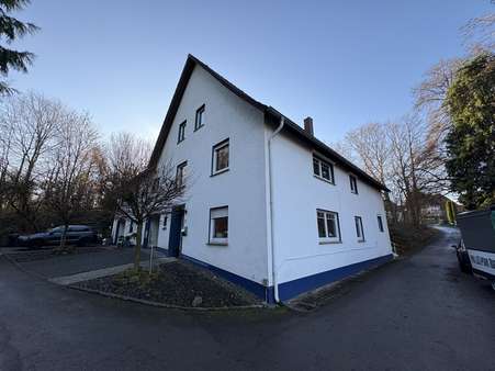 Seitenansicht - Zweifamilienhaus in 32676 Lügde mit 220m² kaufen