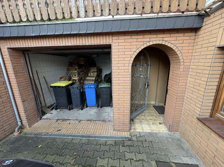 Garage - Einfamilienhaus in 37671 Höxter mit 200m² kaufen
