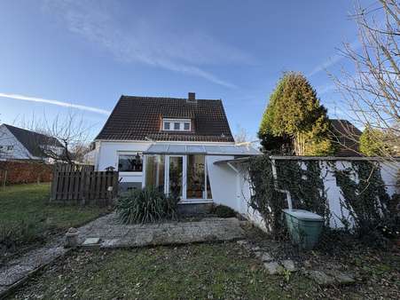 Außenansicht 2 - Einfamilienhaus in 33098 Paderborn mit 92m² kaufen