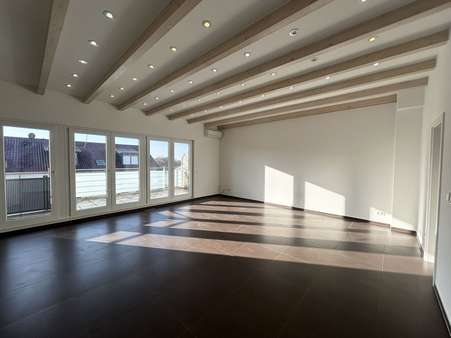 Wohnzimmer - Dachgeschosswohnung in 33106 Paderborn / Elsen mit 89m² kaufen