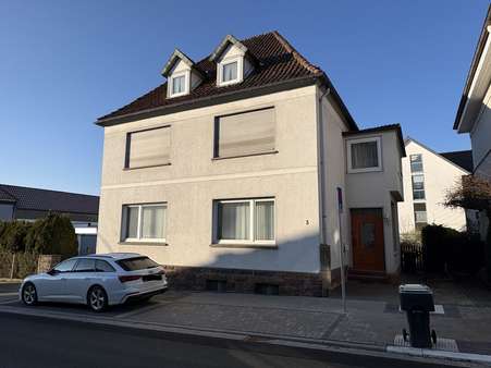 Straßenansicht Straßenansicht - Zweifamilienhaus in 32825 Blomberg mit 175m² kaufen