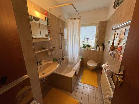 Bad - Etagenwohnung in 32760 Detmold / Spork-Eichholz mit 64m² kaufen