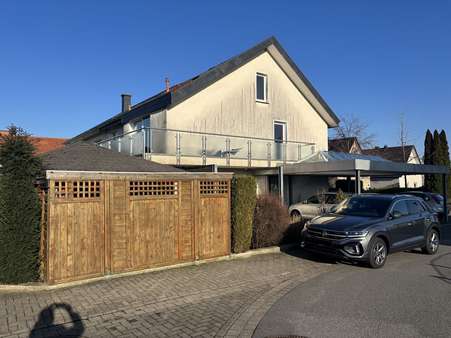 Seitenansicht - Doppelhaushälfte in 32791 Lage mit 125m² kaufen