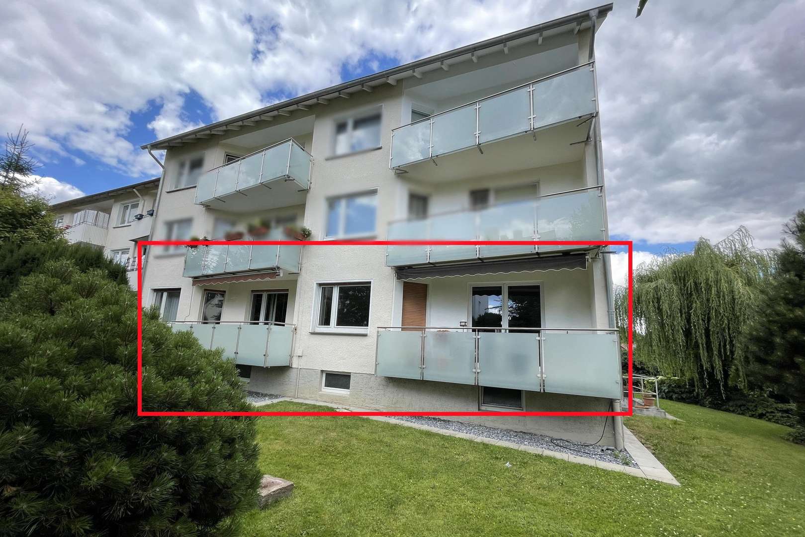 Exposé-Foto - Erdgeschosswohnung in 32760 Detmold mit 110m² günstig kaufen