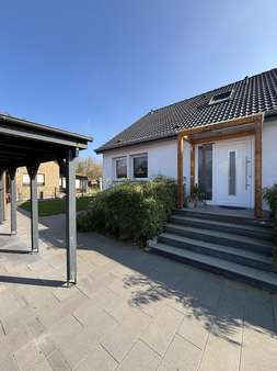 Hauseingang - Einfamilienhaus in 33330 Gütersloh mit 166m² kaufen