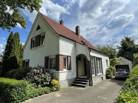 Charmantes Einfamilienhaus Charmantes Einfamilienhaus - Einfamilienhaus in 33397 Rietberg mit 159m² kaufen