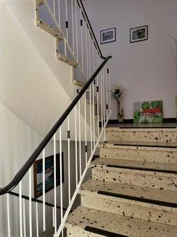 Treppenhaus - Zweifamilienhaus in 33397 Rietberg mit 145m² kaufen