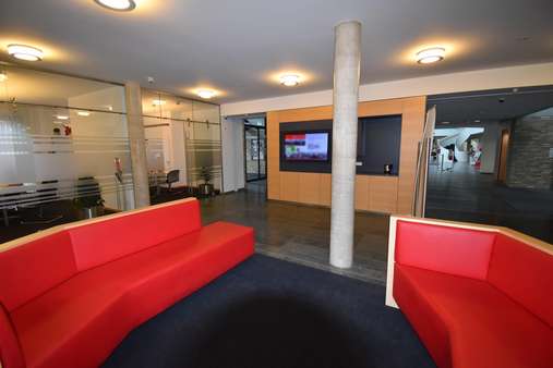 Empfang - Büro in 33775 Versmold mit 311m² mieten